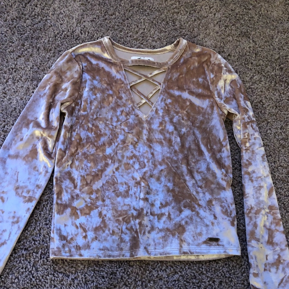 Hollister crushed velvet top